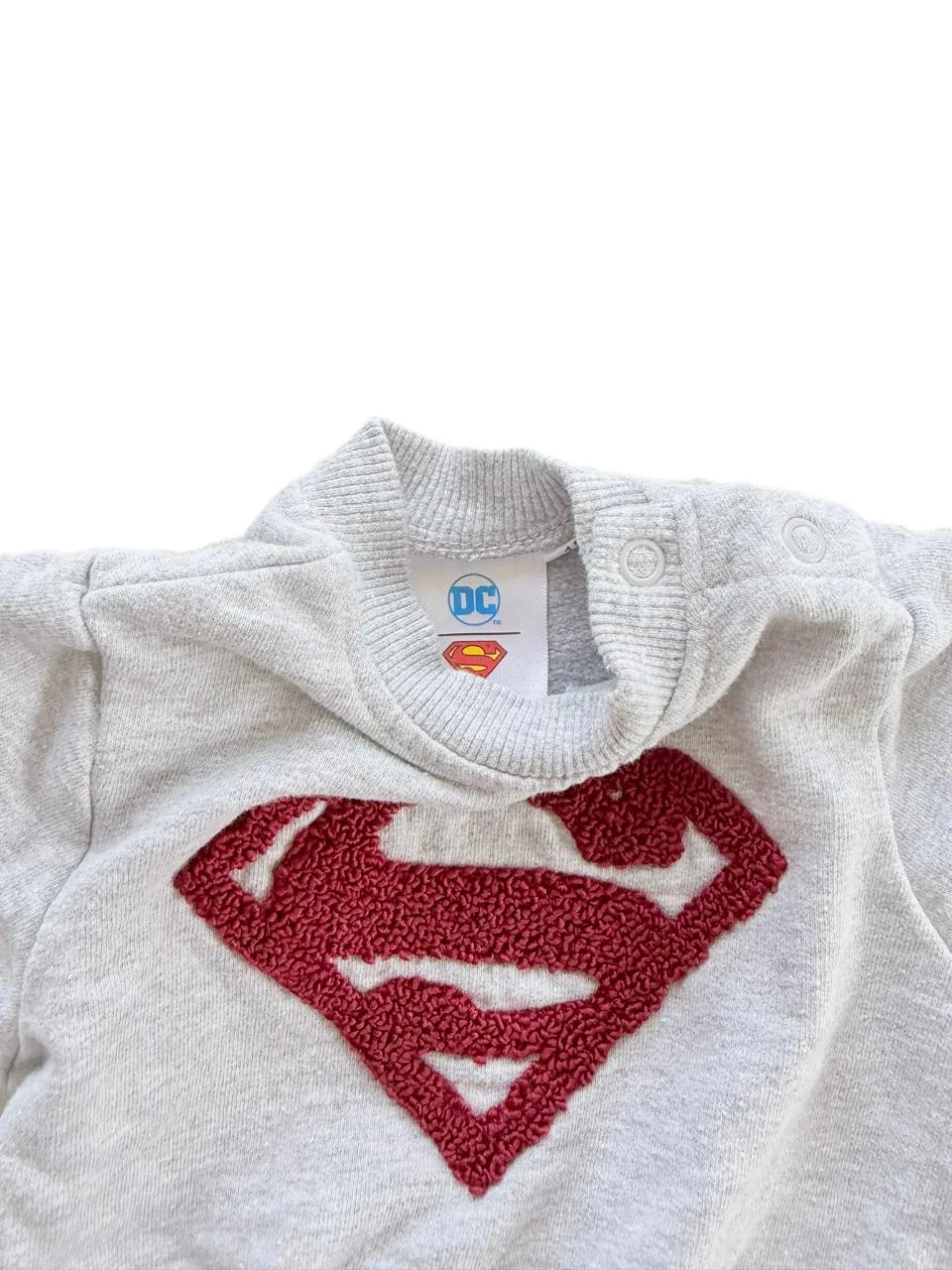 Grey DC Comics Superman sweater 1 month – photo 3